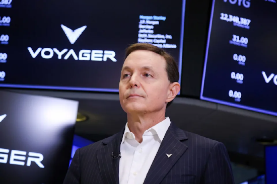 亿万富翁创始人认同马斯克、山姆・奥特曼与贝索斯观点：人类将在太空生活、工作